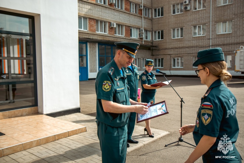 В Главном управлении вручили очередные специальные звaния